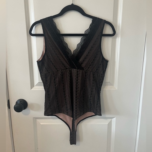 Dynamite Body-suite - Picture 3 of 4